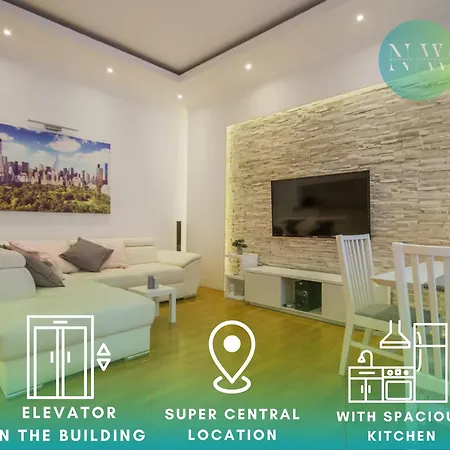 Cozy Hideaway On Szervita Square Lägenhet Budapest